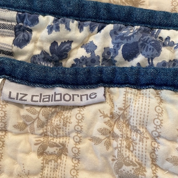 Liz Claiborne vintage twin quilt. - Picture 2 of 4